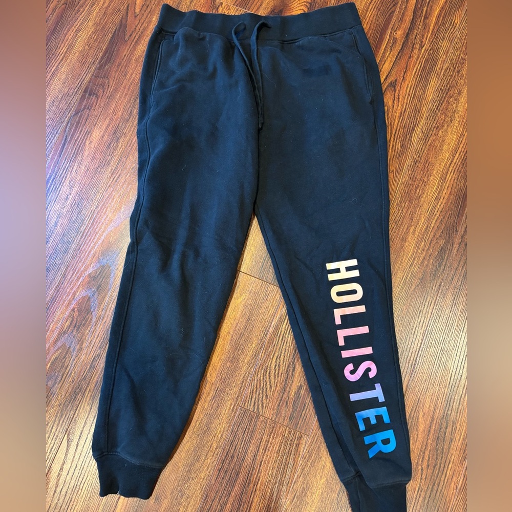 Hollister Jogger Sweatpants. Black. Men’s Size M.